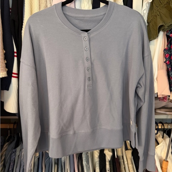 Vuori Tops - Vuori Women's Button Henley Sweatshirt Top - Blue/Gray